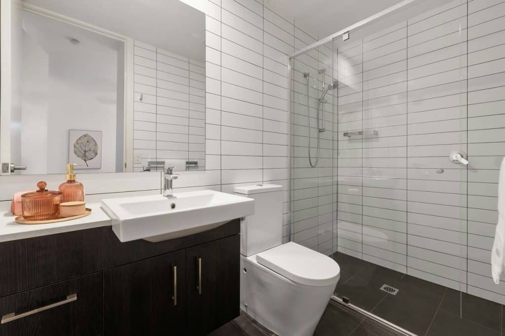 bathroom with walk in shower